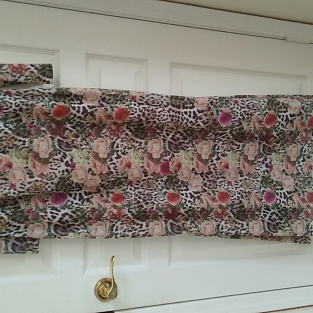 A-BUY NOW- NWOT Fashion Nova Floral Maxi Dress - Picture 9 of 10